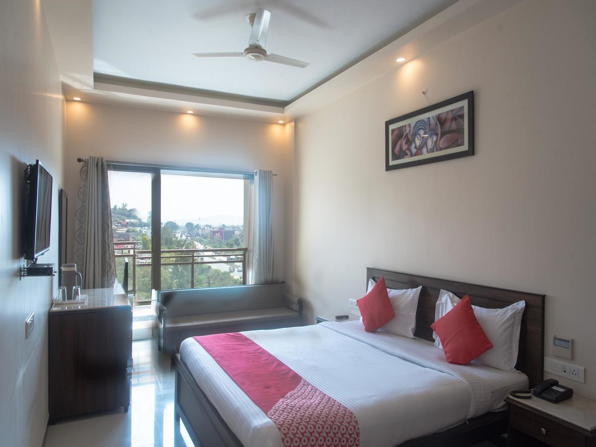Oyo 3083 Le Grand Hotel