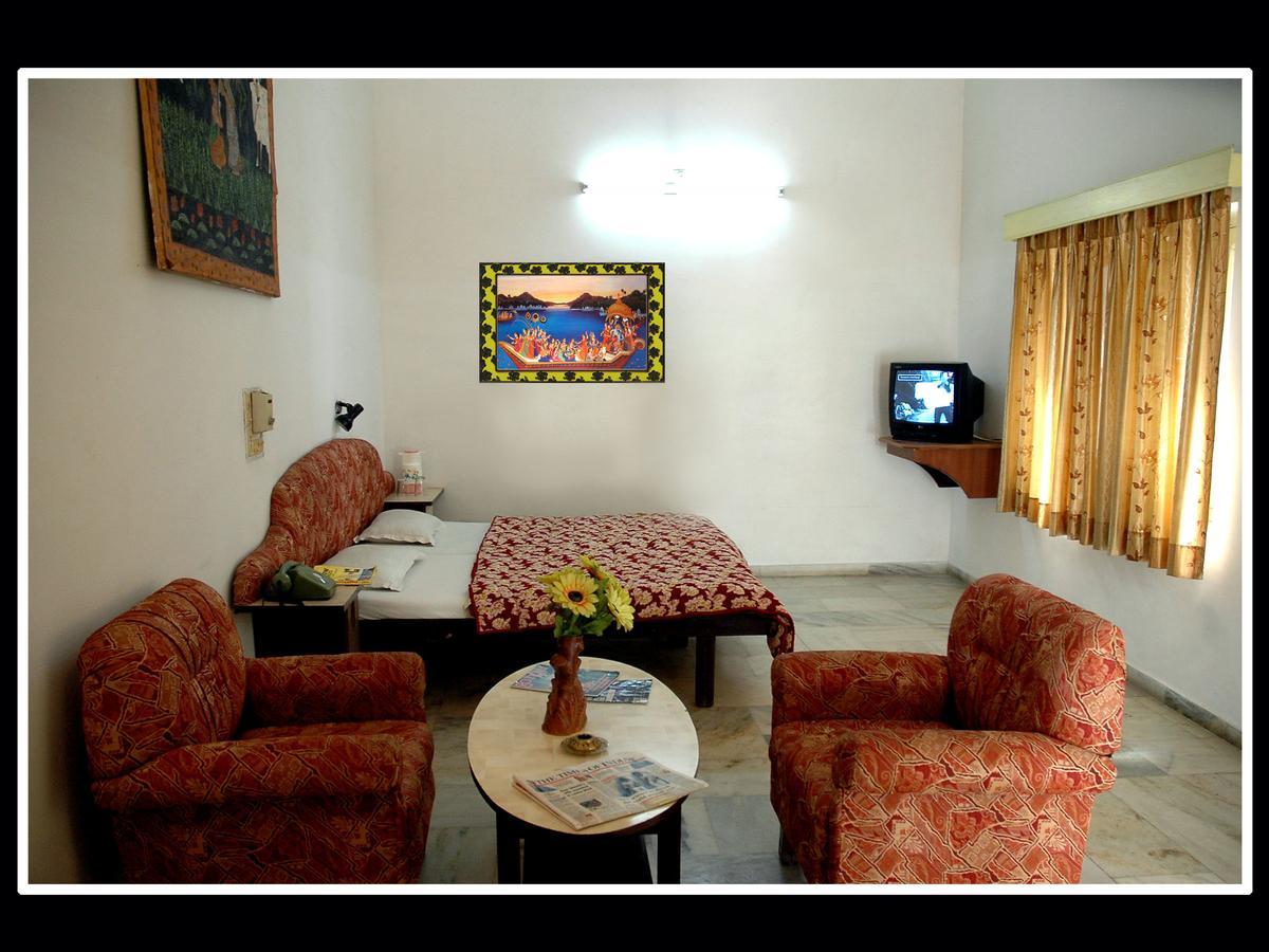 Saheli Palace