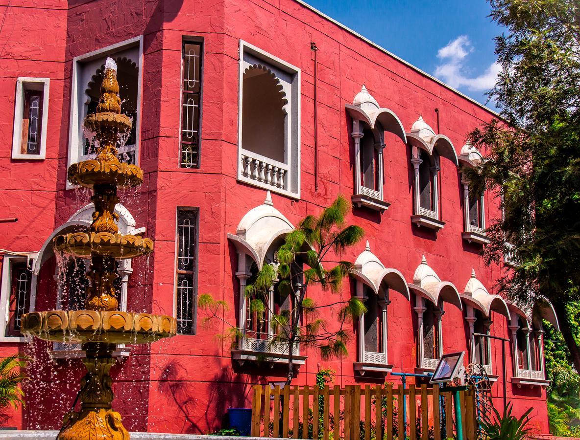 Oriental Palace