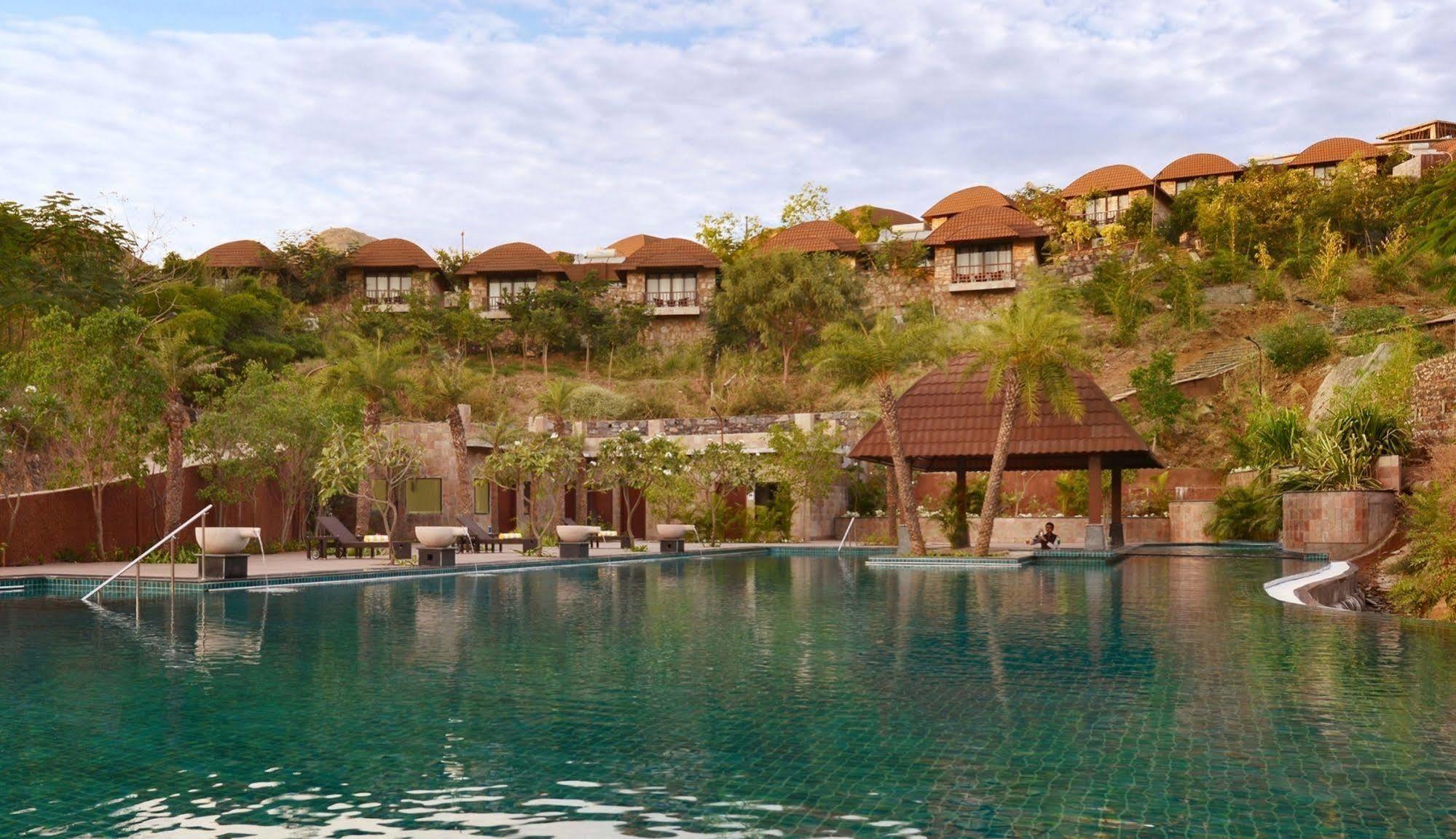 Resort The Ananta 5*