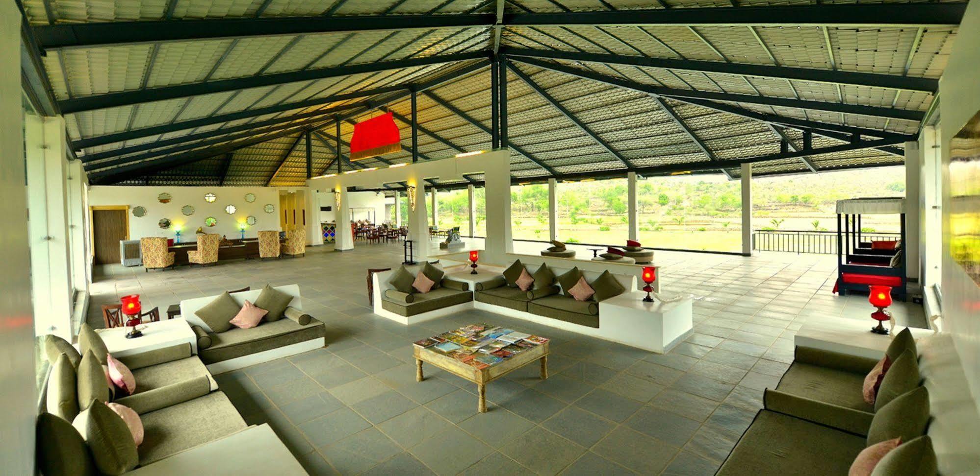 Tatsaraasa & Spa, Resort 5*