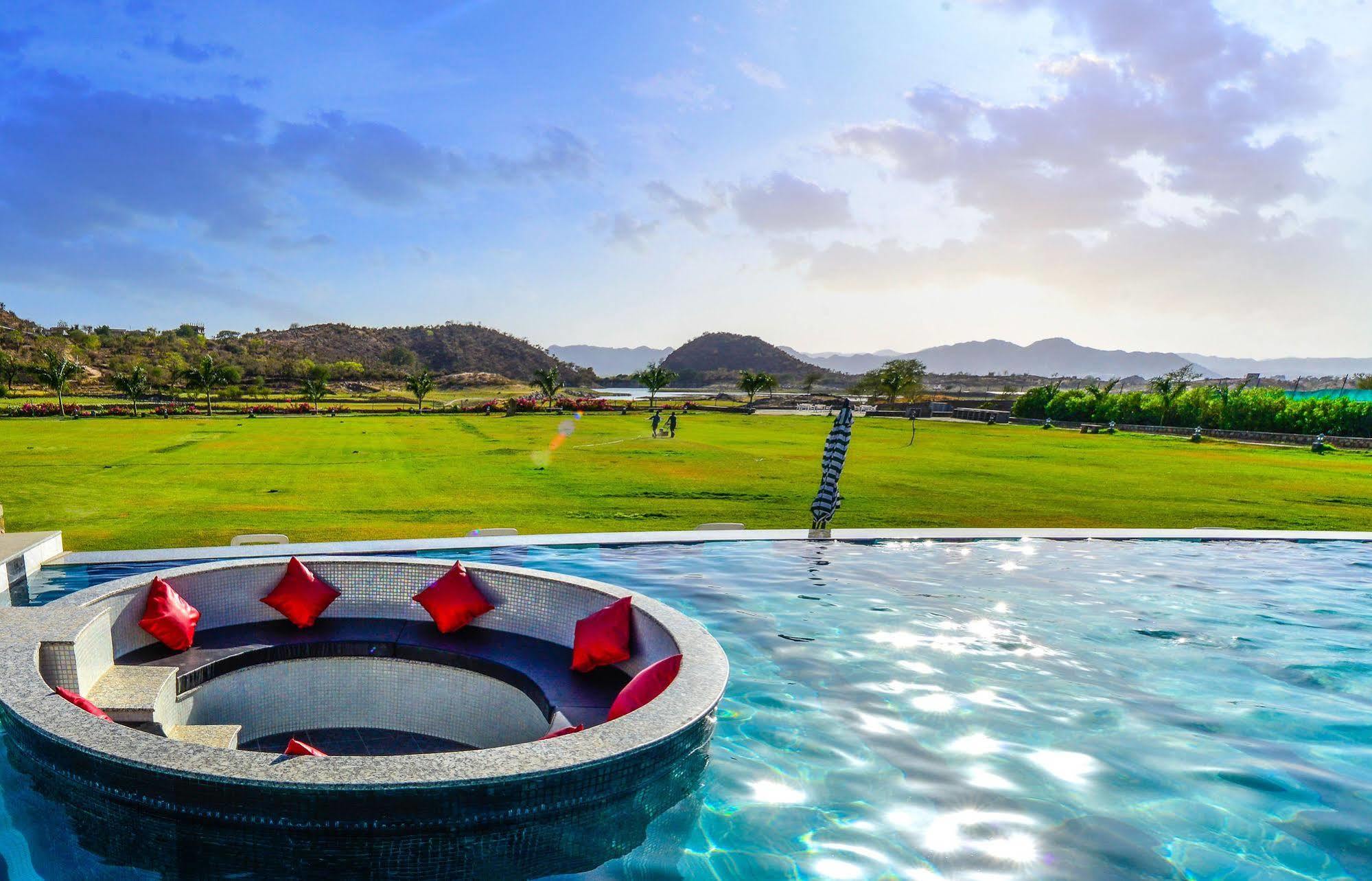 Resort Tatsaraasa & Spa, 5*