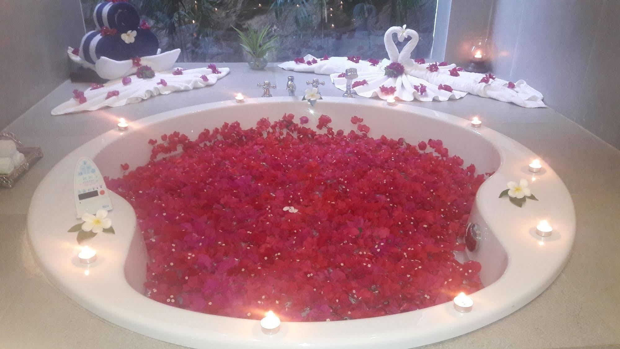 Tatsaraasa & Spa, Resort