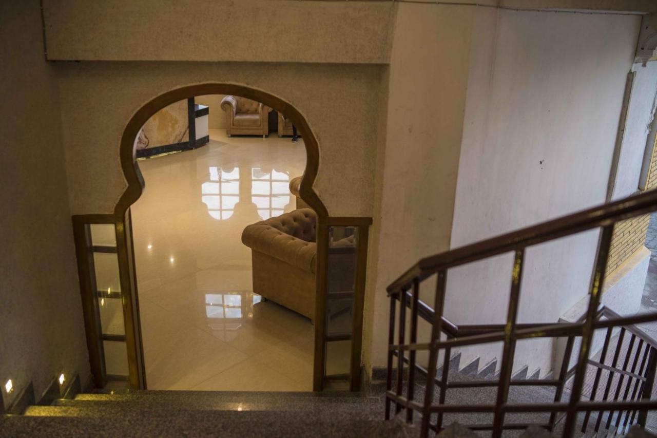 Hotel Rishika Clarks