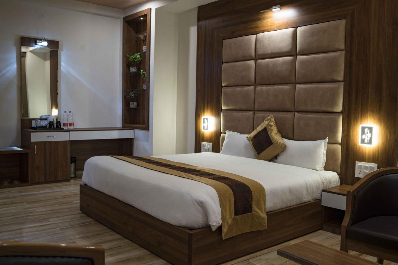 Hotel Rishika Clarks Udaipur