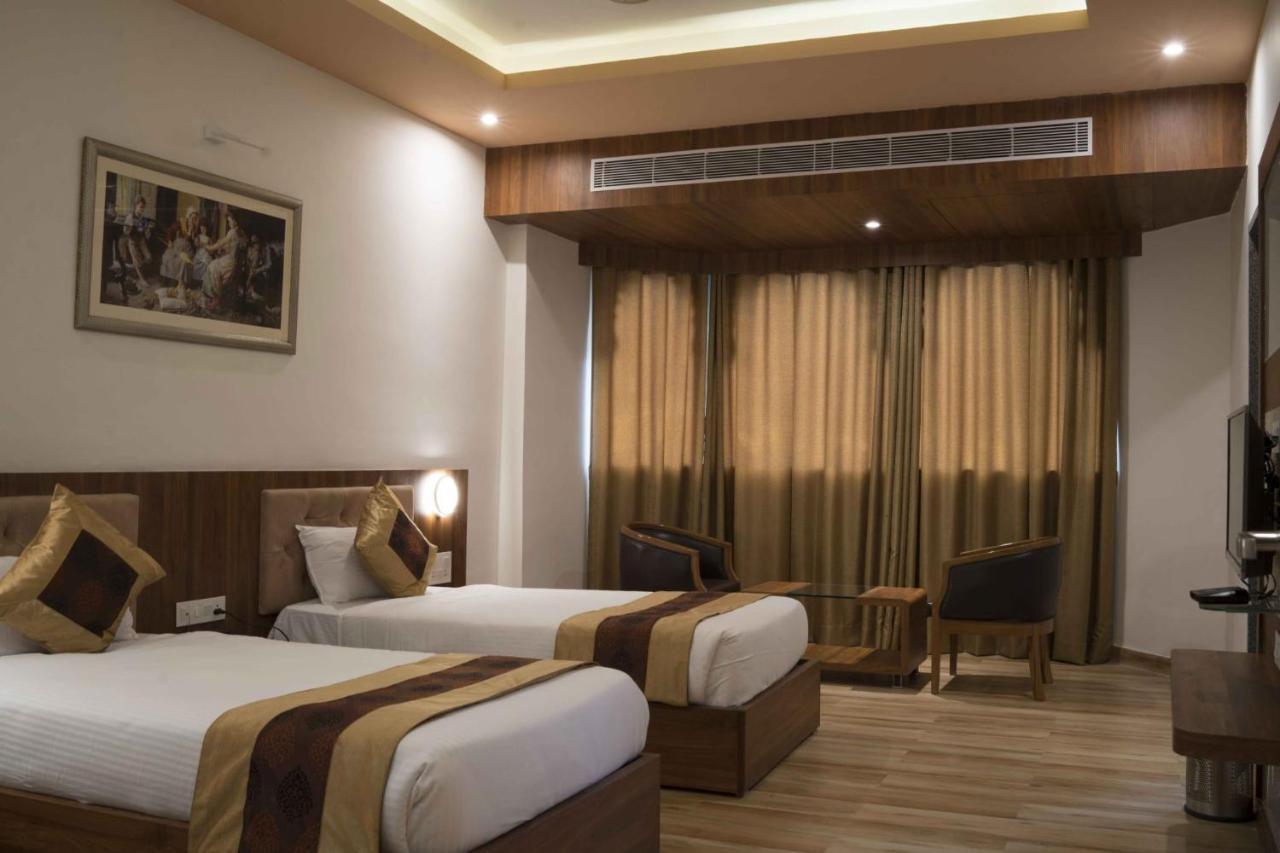 Rishika Clarks Udaipur