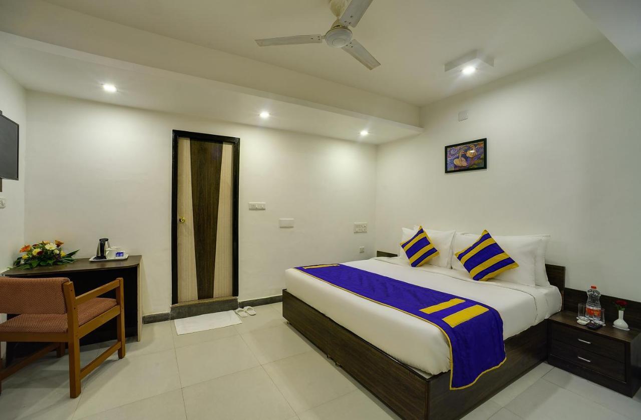 Hotel Amrit Mahal 3*