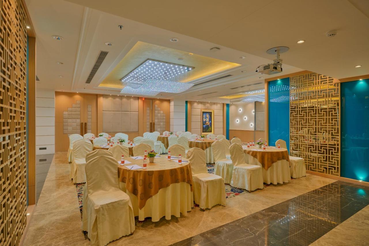 Skk Blu & Hotel Udaipur