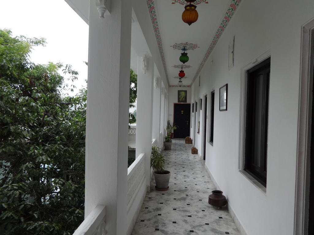 Hotel Karohi Haveli - A Heritage 3*