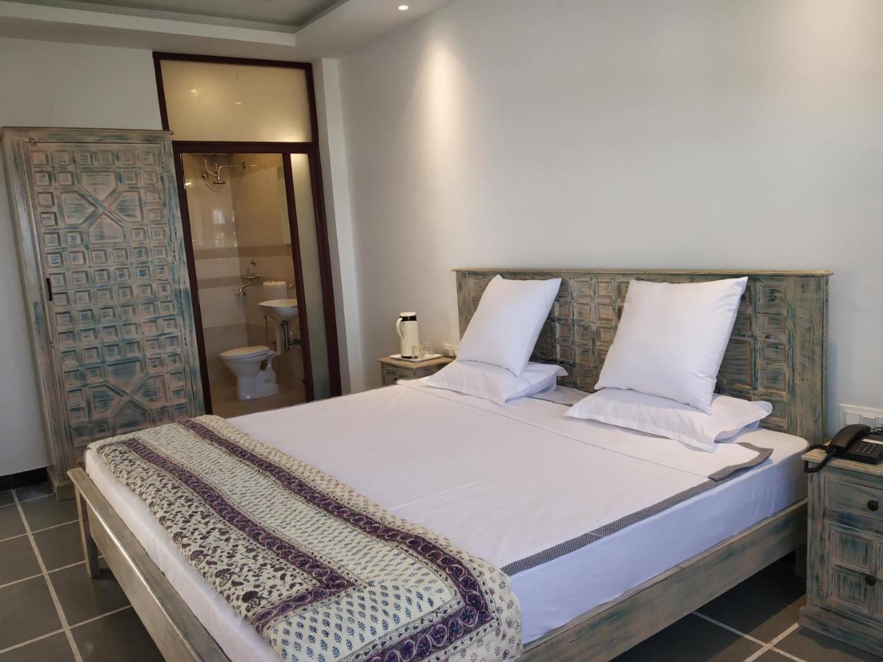Mewari Bed & Breakfast Udaipur