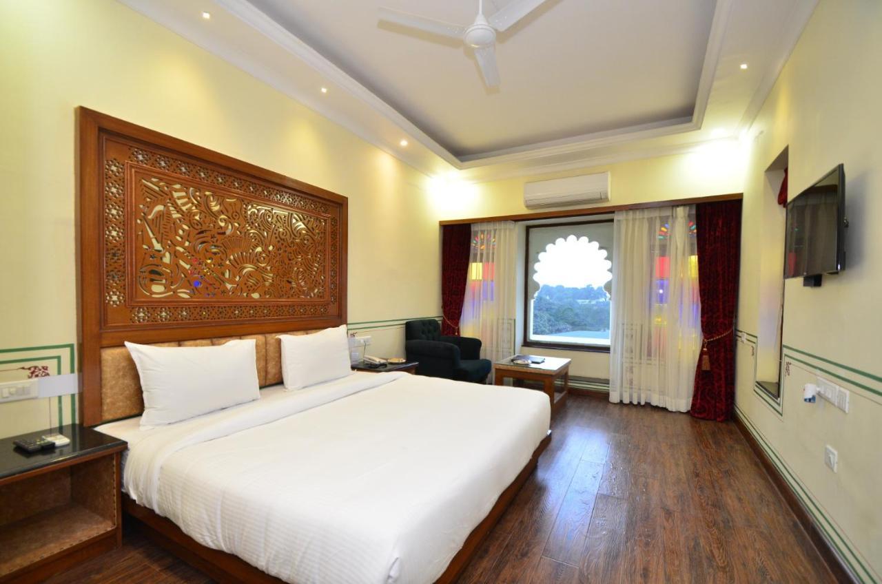Aaram Mahal By Pachar Group 4*