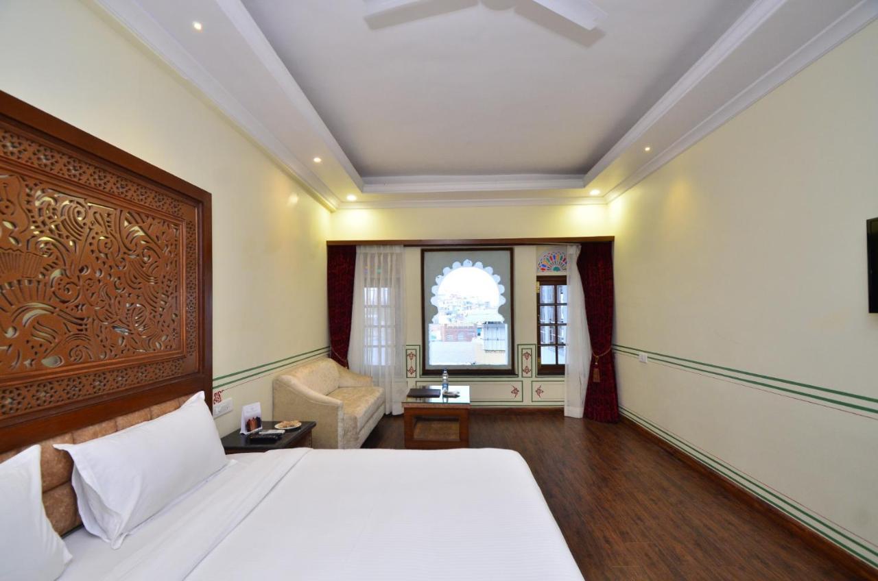 Aaram Mahal By Pachar Group