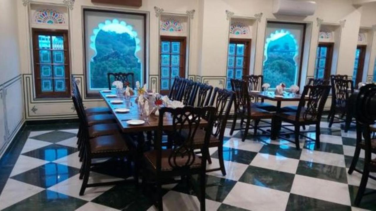 Aaram Mahal By Pachar Group Hotel 4*