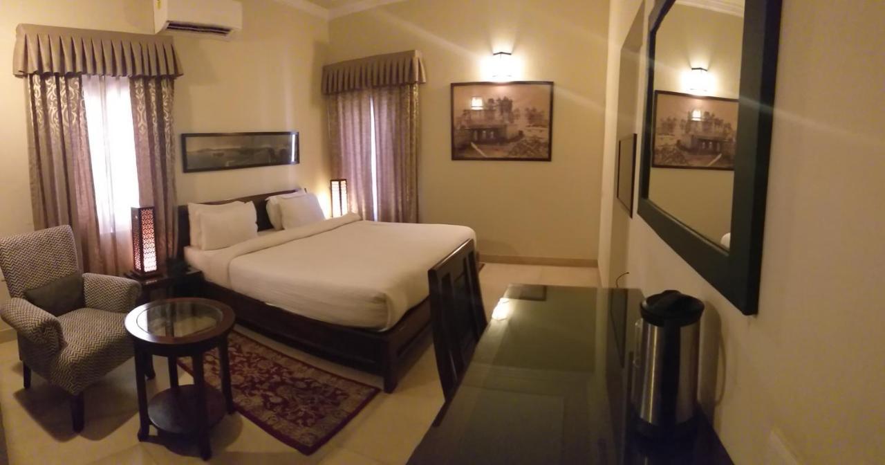 Zade Mount View Bed & Breakfast 3*