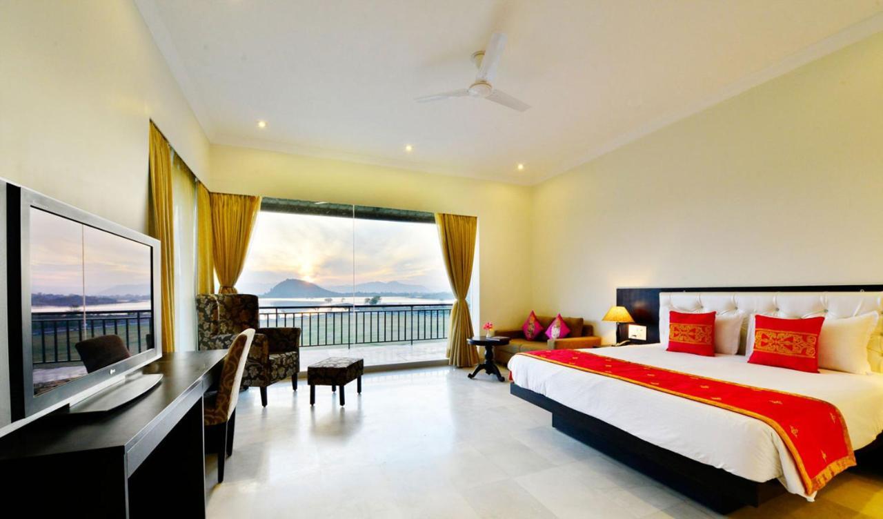 Resort Tatsaraasa & Spa, 5*