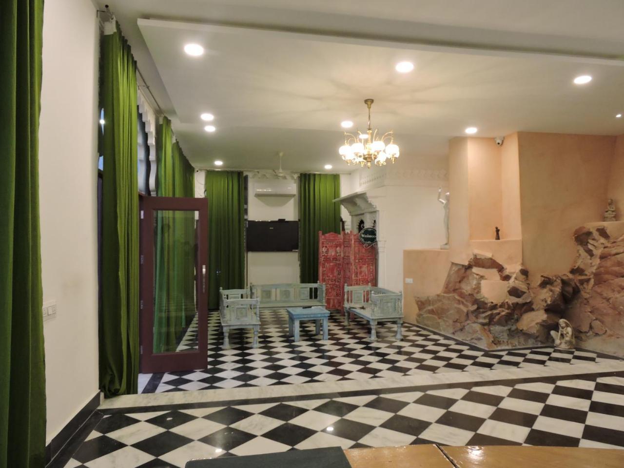 Mewari Bed & Breakfast 3*