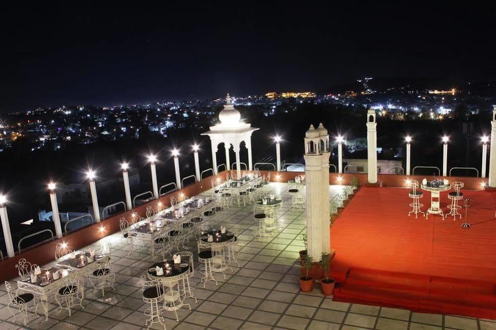 Hotel Mewargarh By Red Lion S 4*