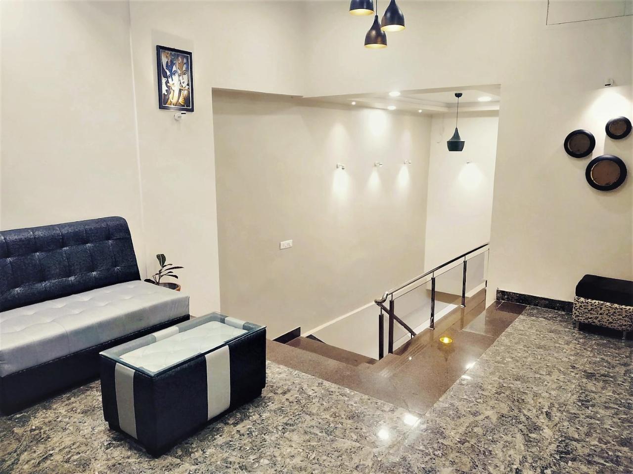 Hotel Suryansh 2*