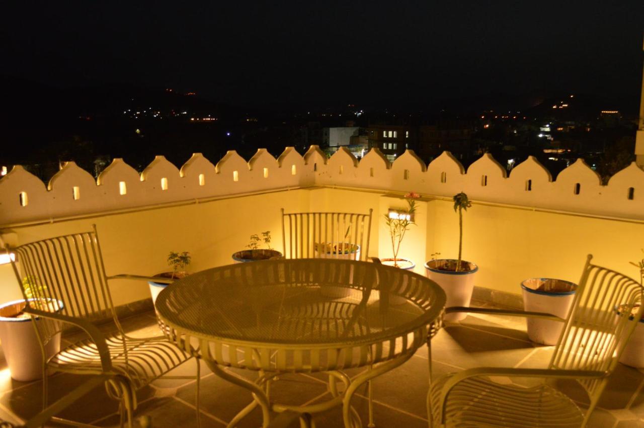 Le Pension Kesar Hotel 3*
