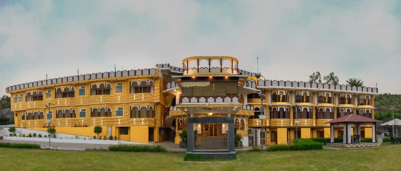 Rishika Clarks Hotel Udaipur
