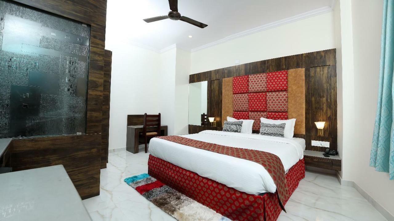 Gazebo Resort 3*