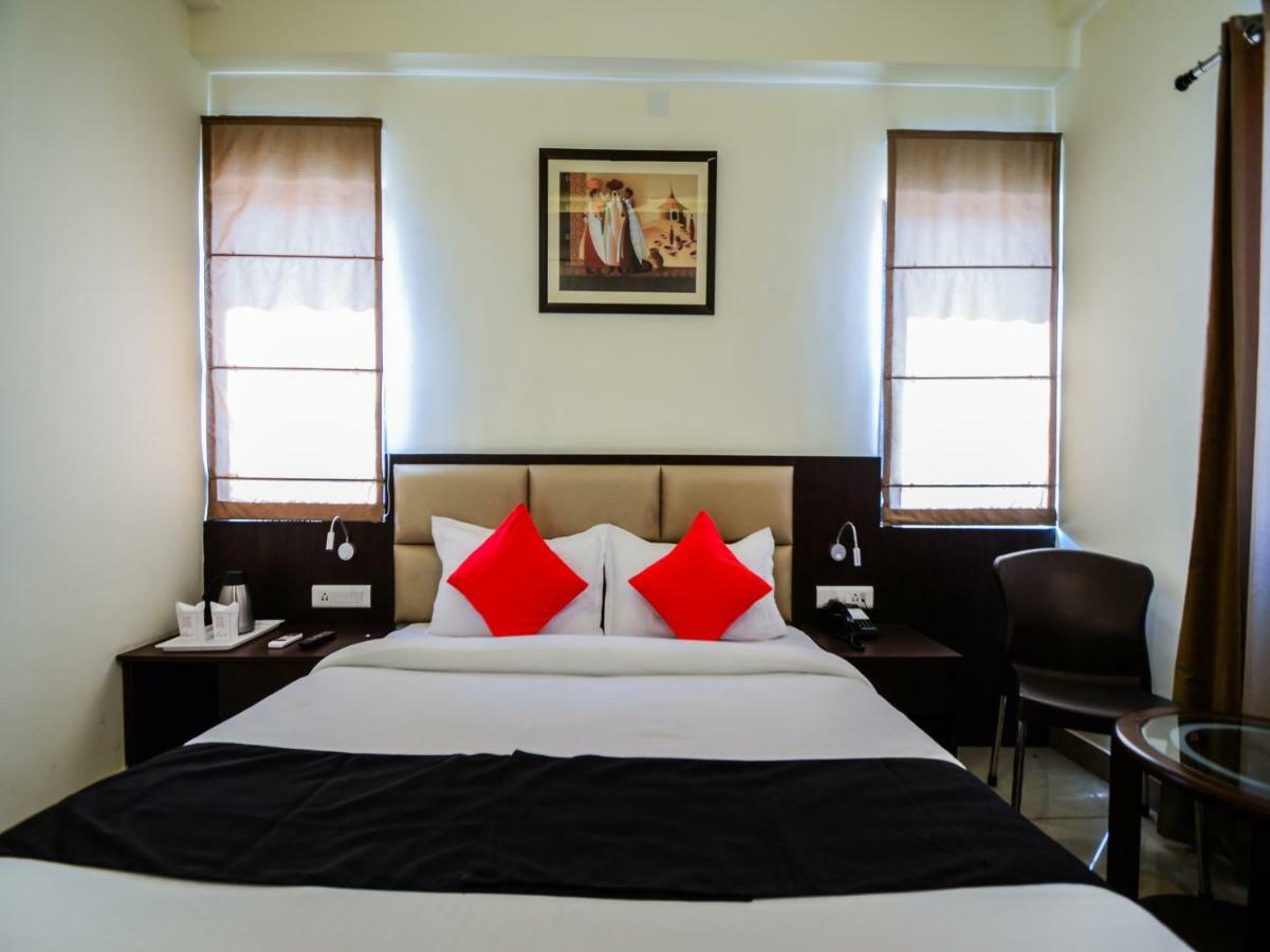 Hotel Capital O 35703 Sarovar Grand Udaipur