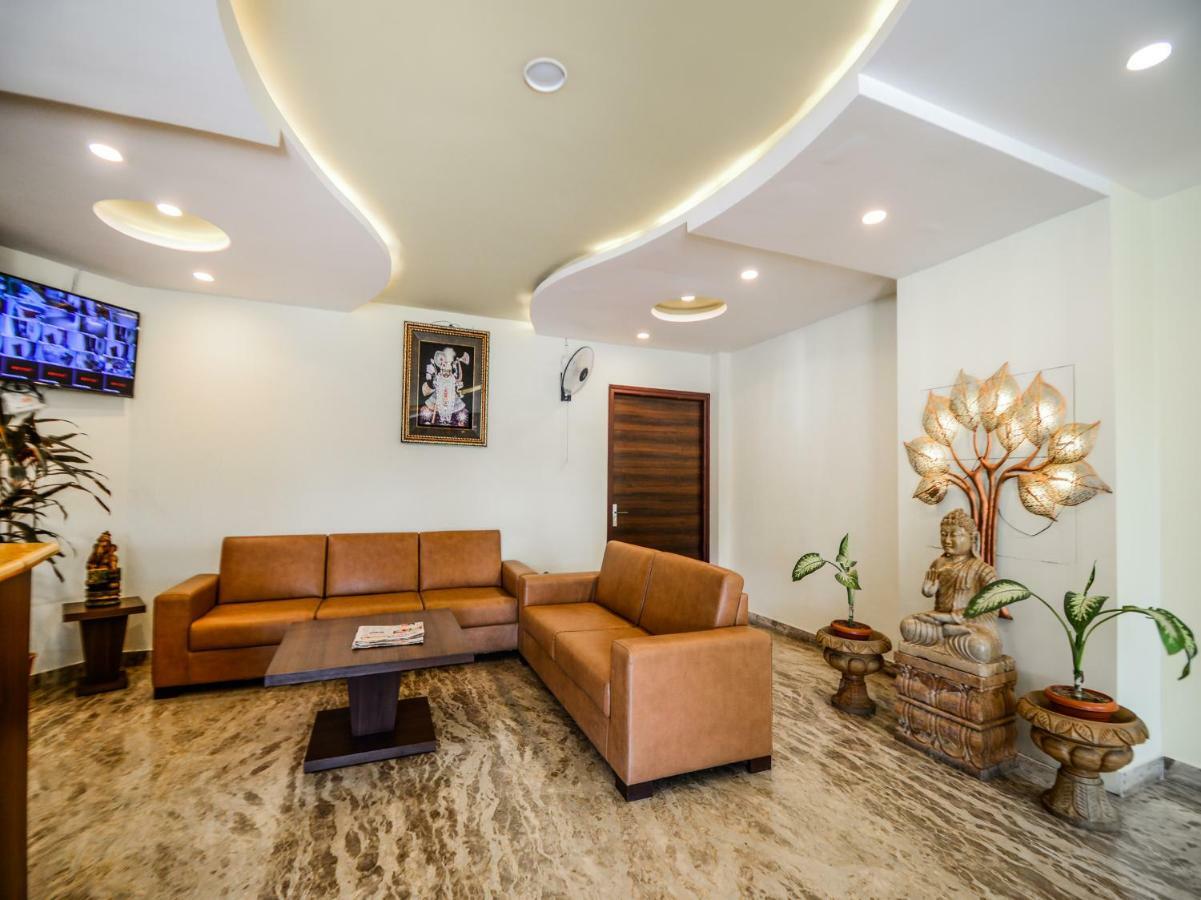 Hotel Capital O 35703 Sarovar Grand Udaipur