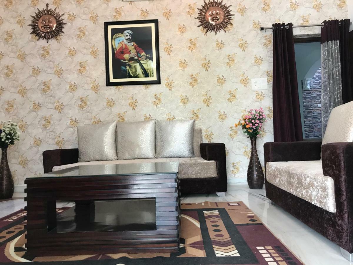 Royal Heritage Villa Udaipur *
