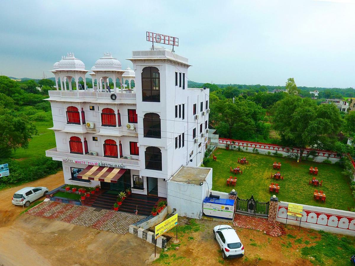 White Tulip-5 Mins From Airport With Swimming Pool