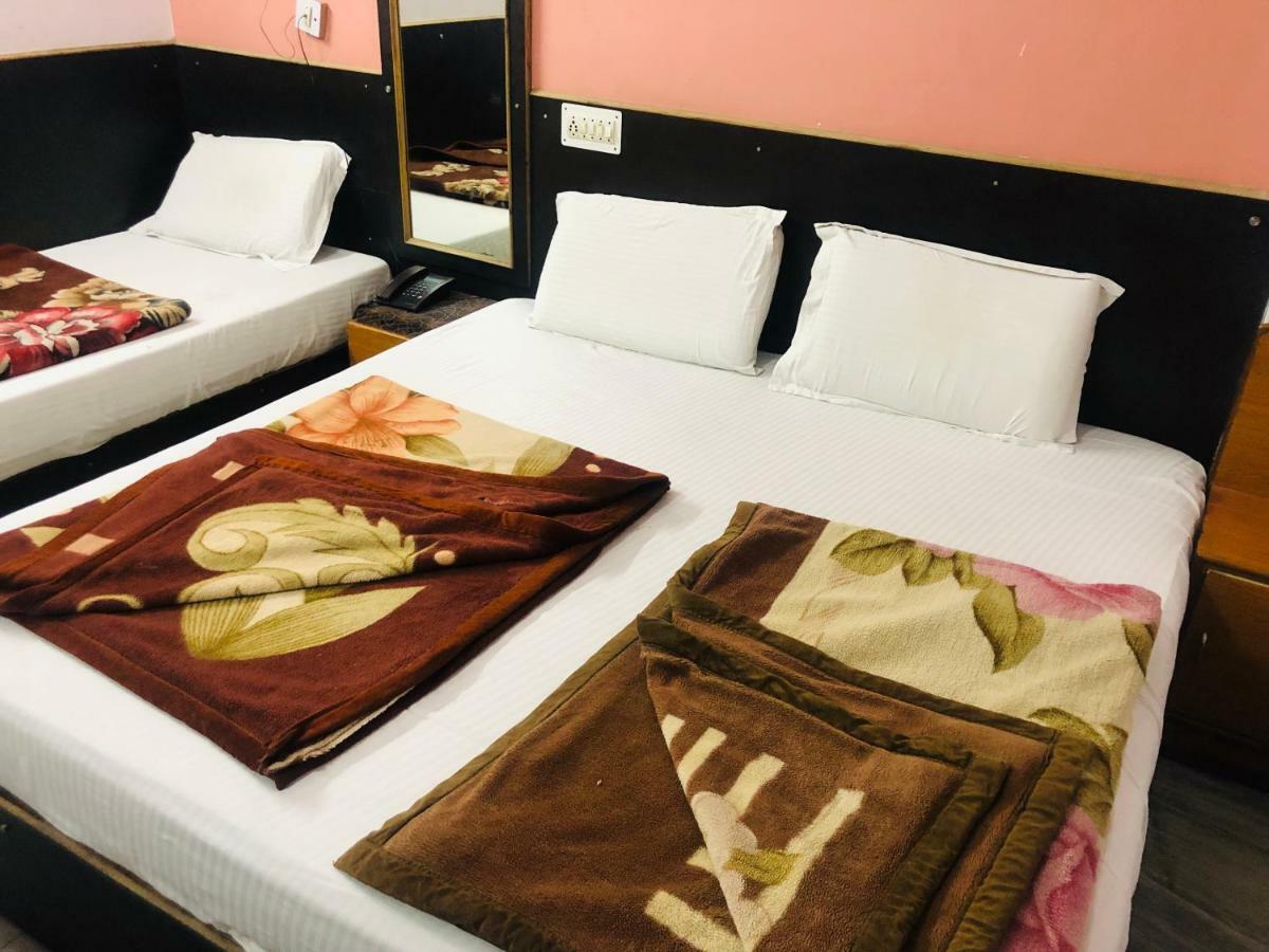 Udai Palace - Centrally Located Budget Family Hotel 3*