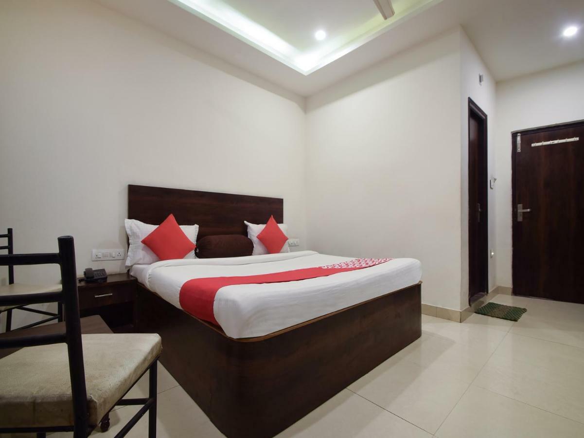 Hotel Krishna Palace Hotel *