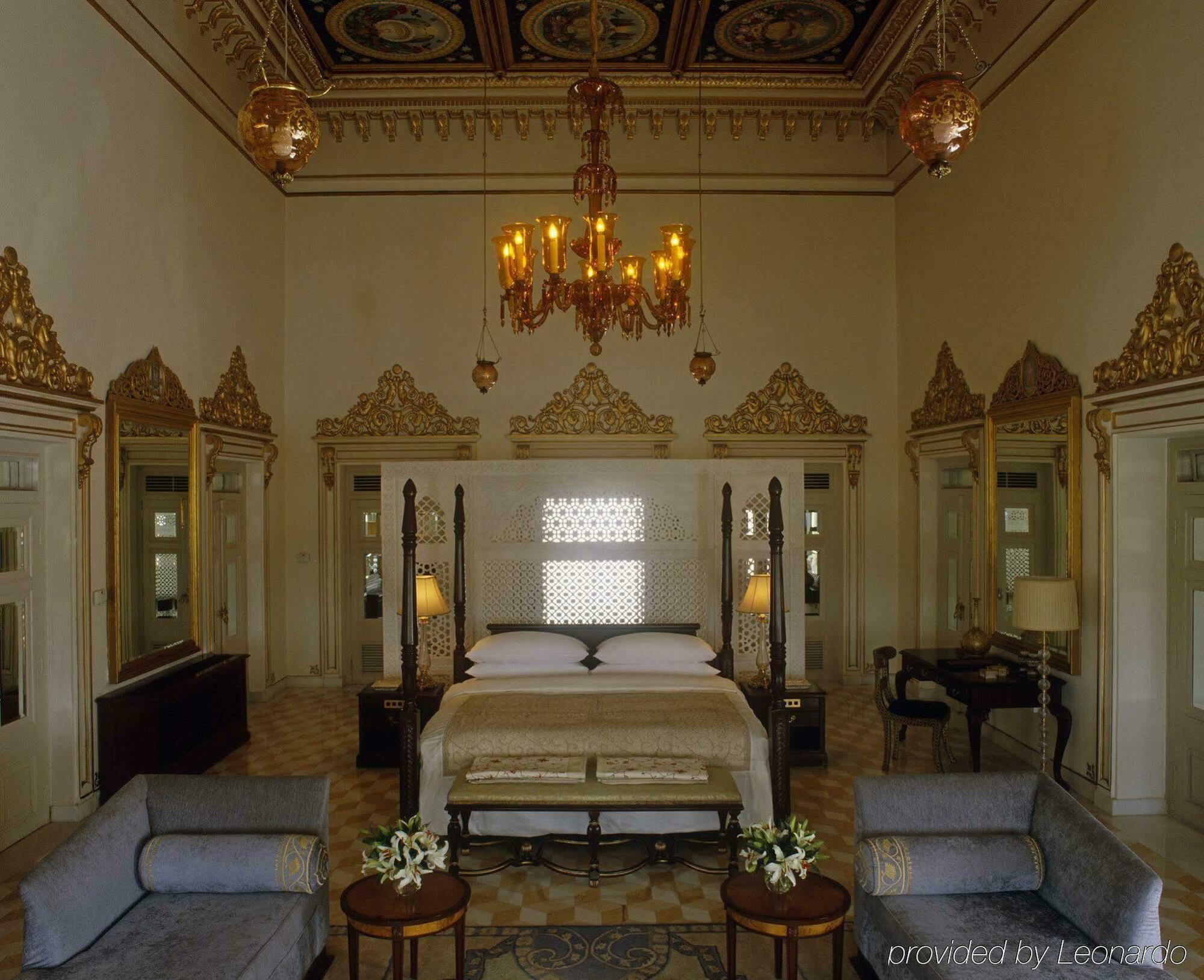 Taj Lake Palace Resort