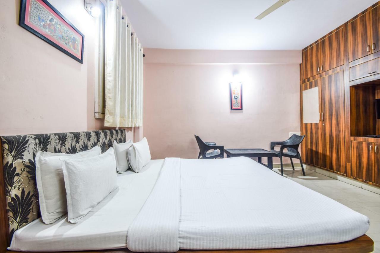 Shreenath Ji Hotel 2*