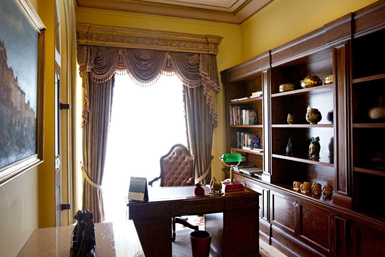 Taj Lake Palace Resort 5*