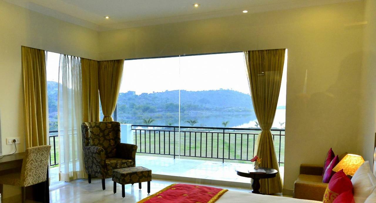Resort Tatsaraasa & Spa, Udaipur
