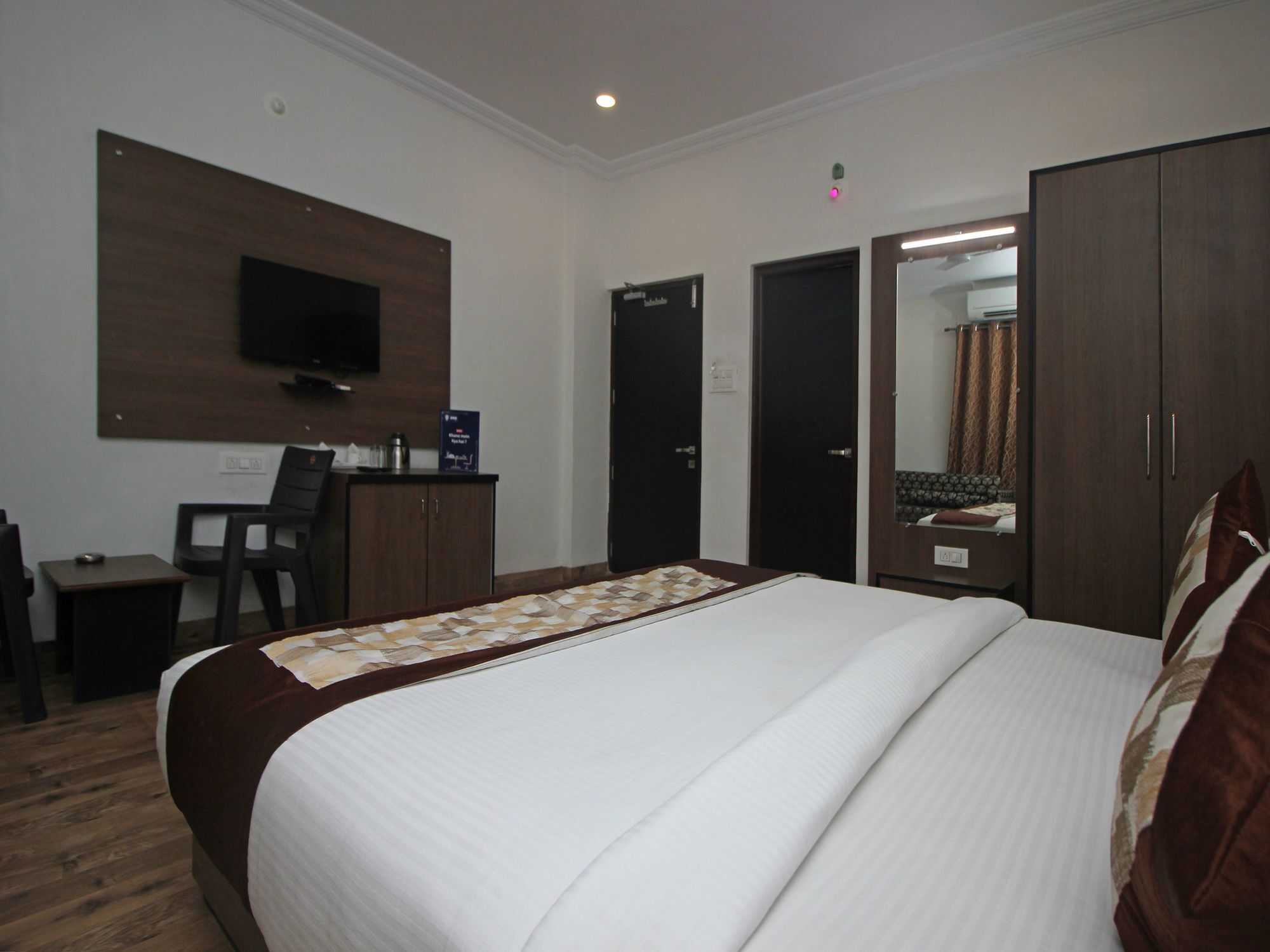 Oyo 3482 Mannat