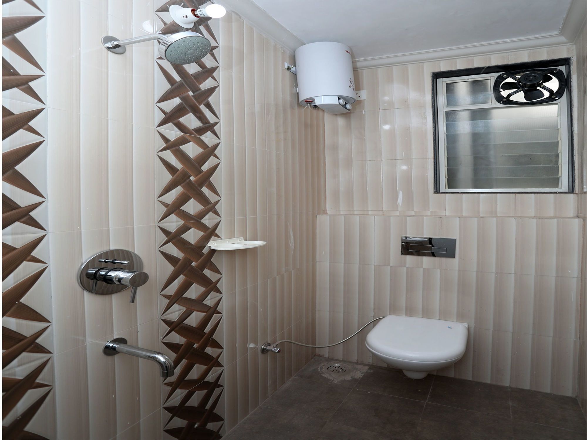 Oyo 10059 Modern 2bhk Gulabh Bagh