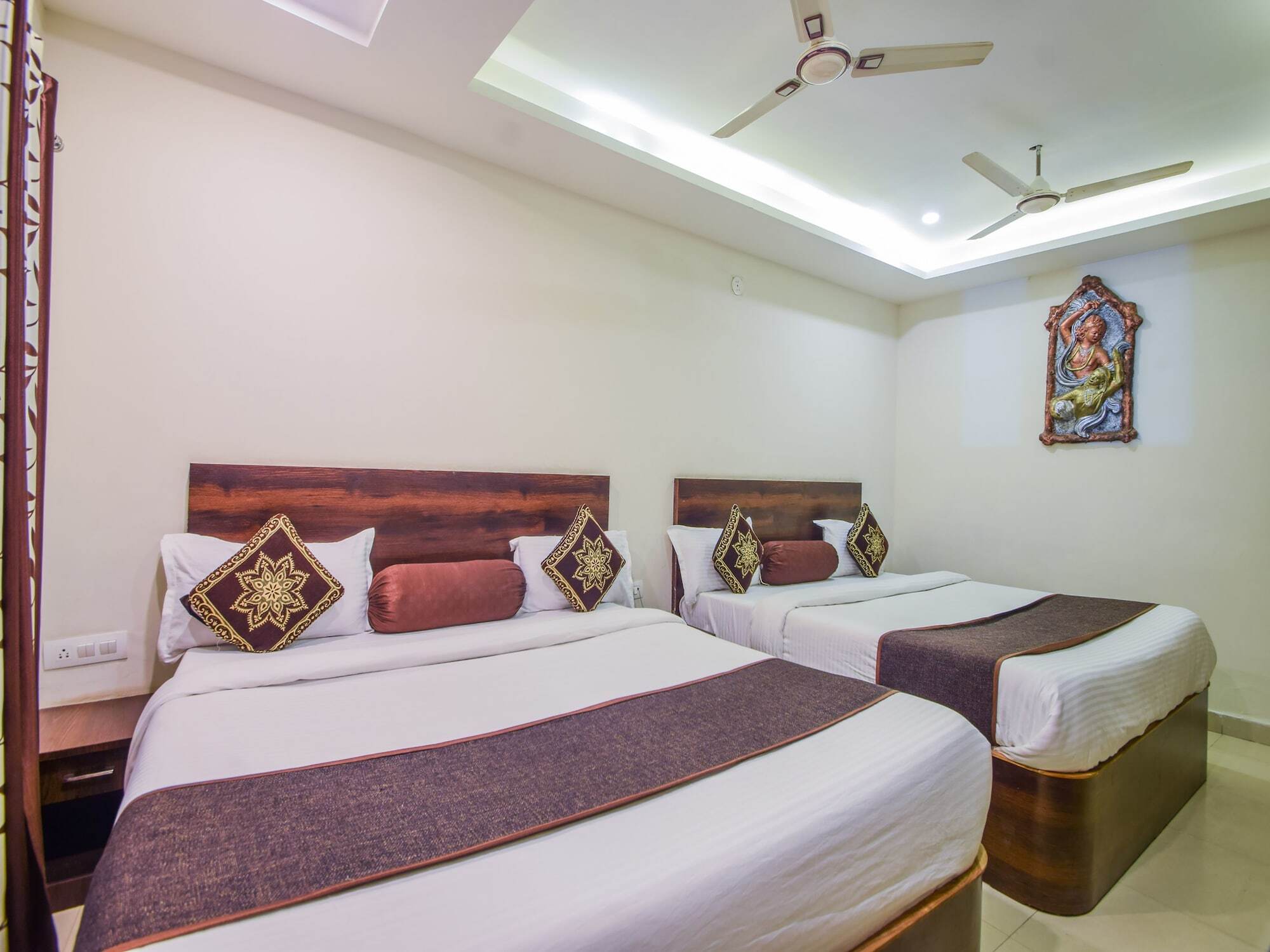 Hotel Krishna Palace