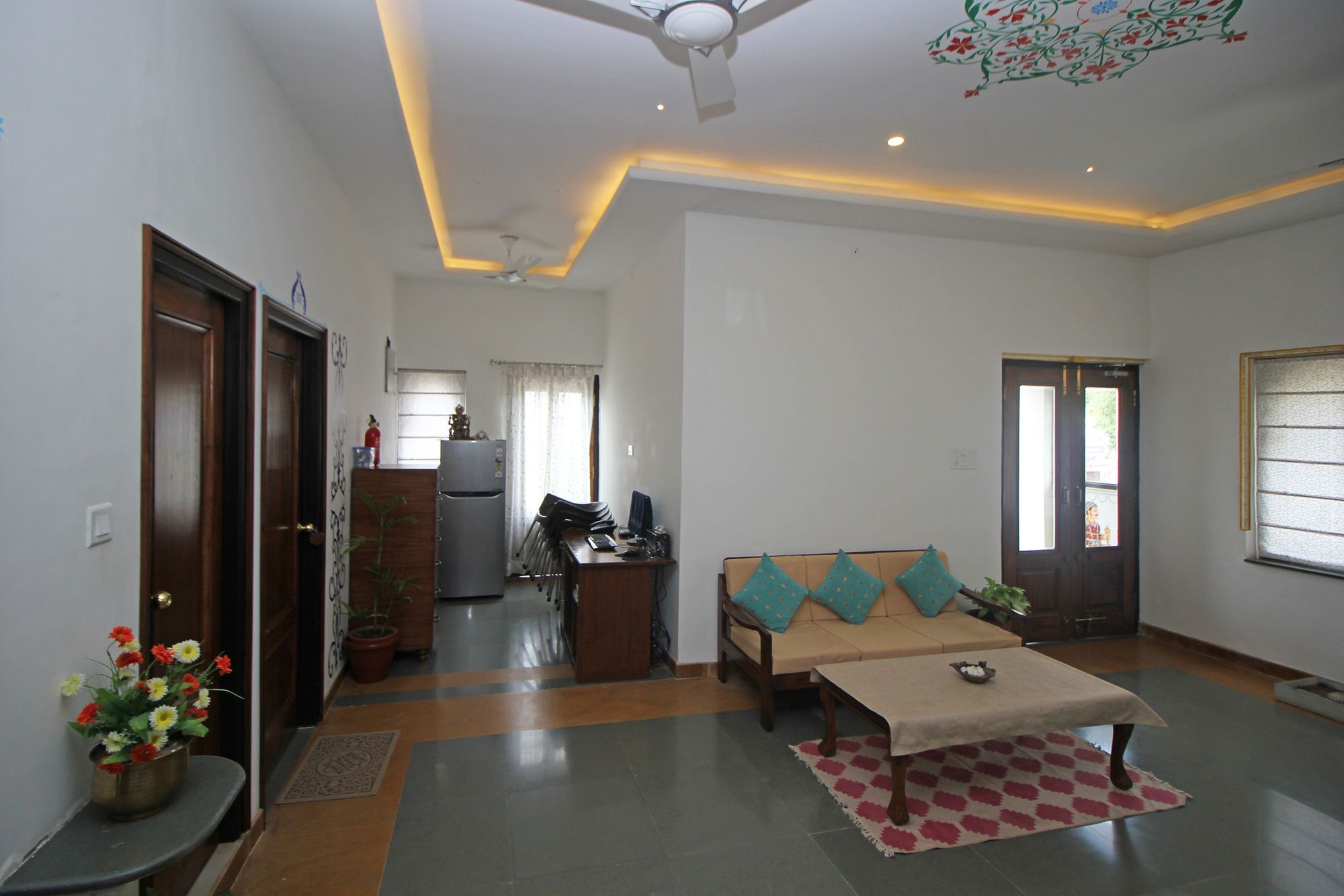 Hotel Oyo 9403 Boutique Near Udaivilas 3*