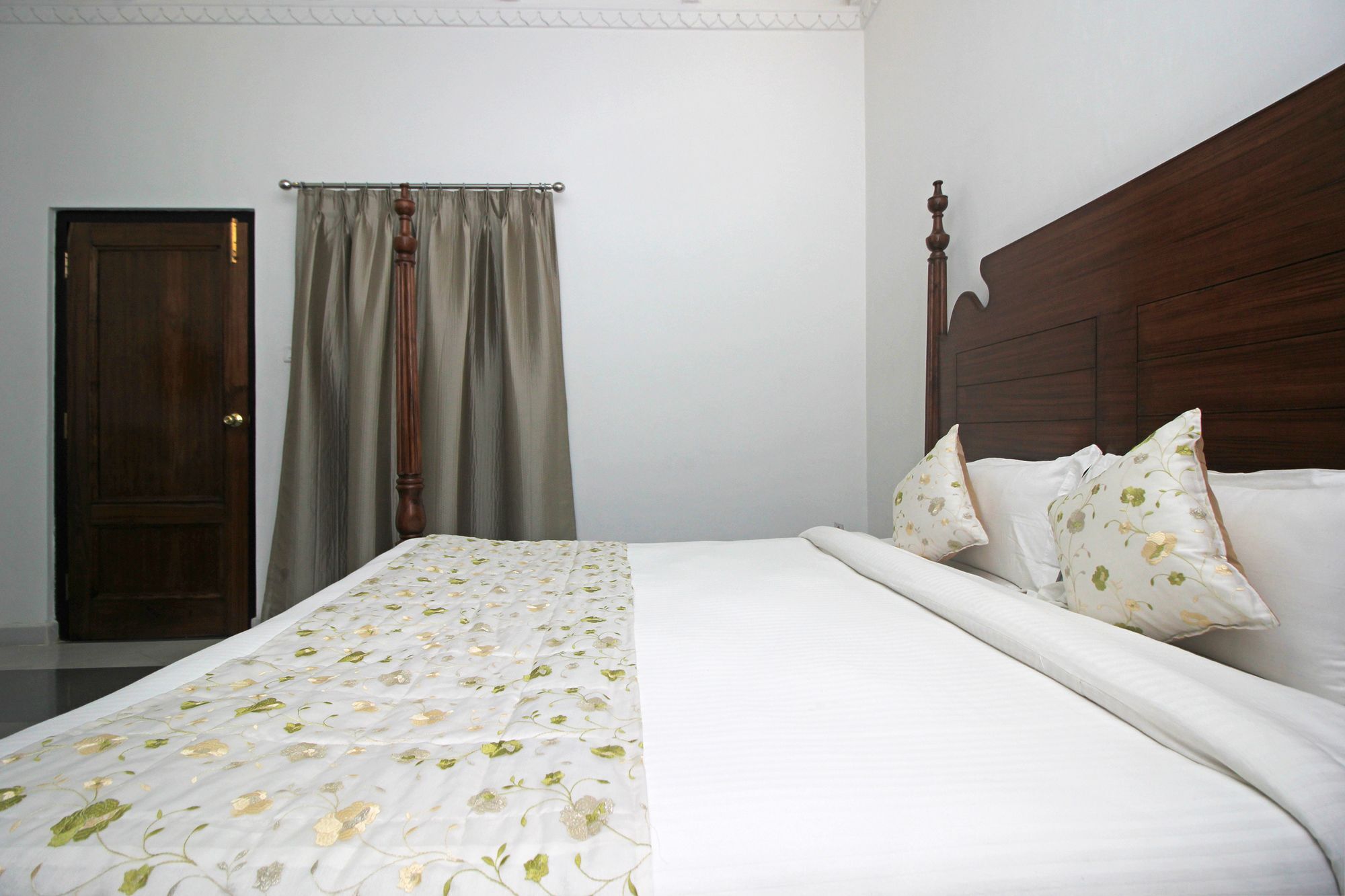 Oyo 9403 Boutique Near Udaivilas
