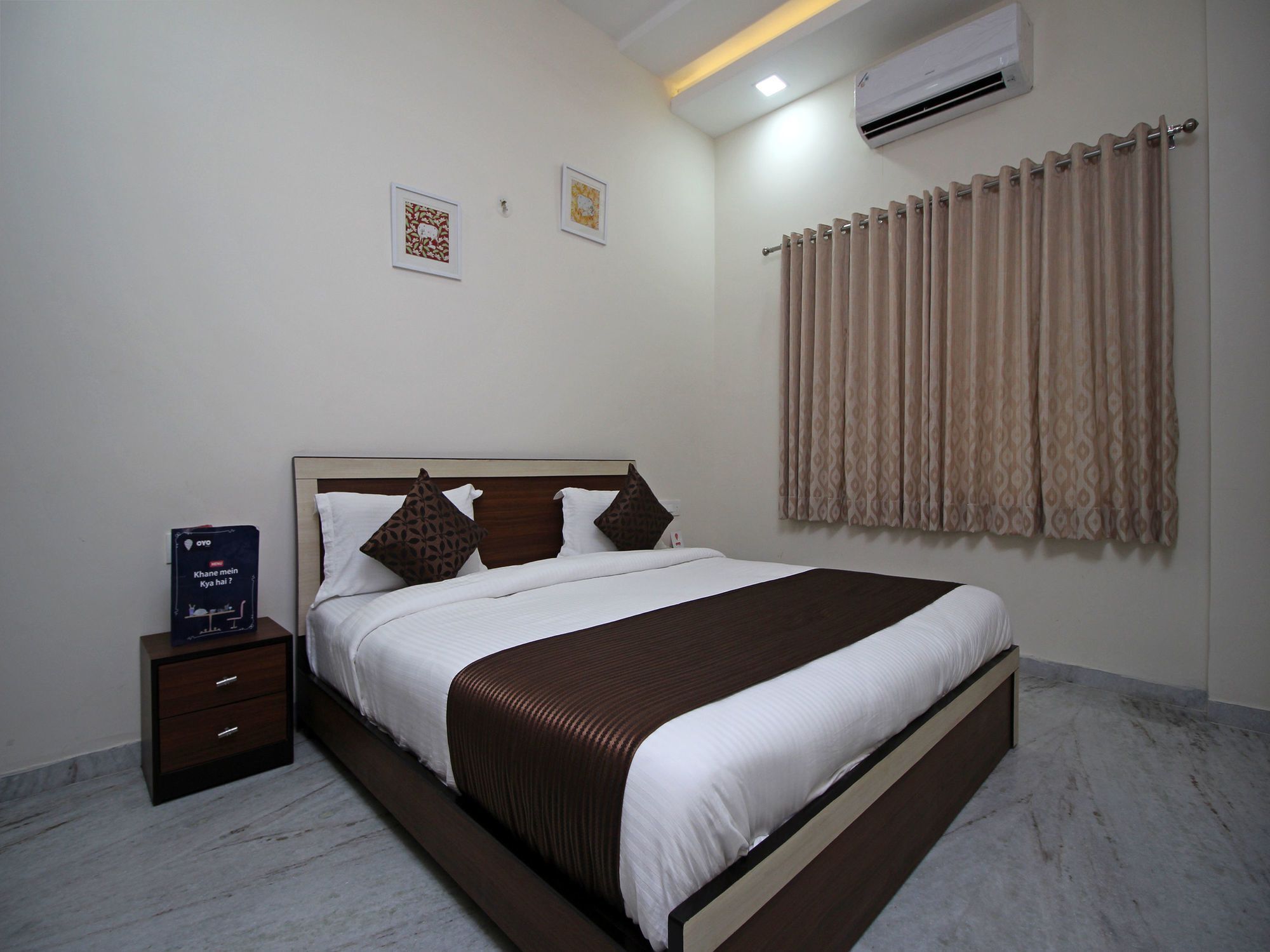 Hotel Oyo 9888 1bhk Near Celebration Mall Udaipur
