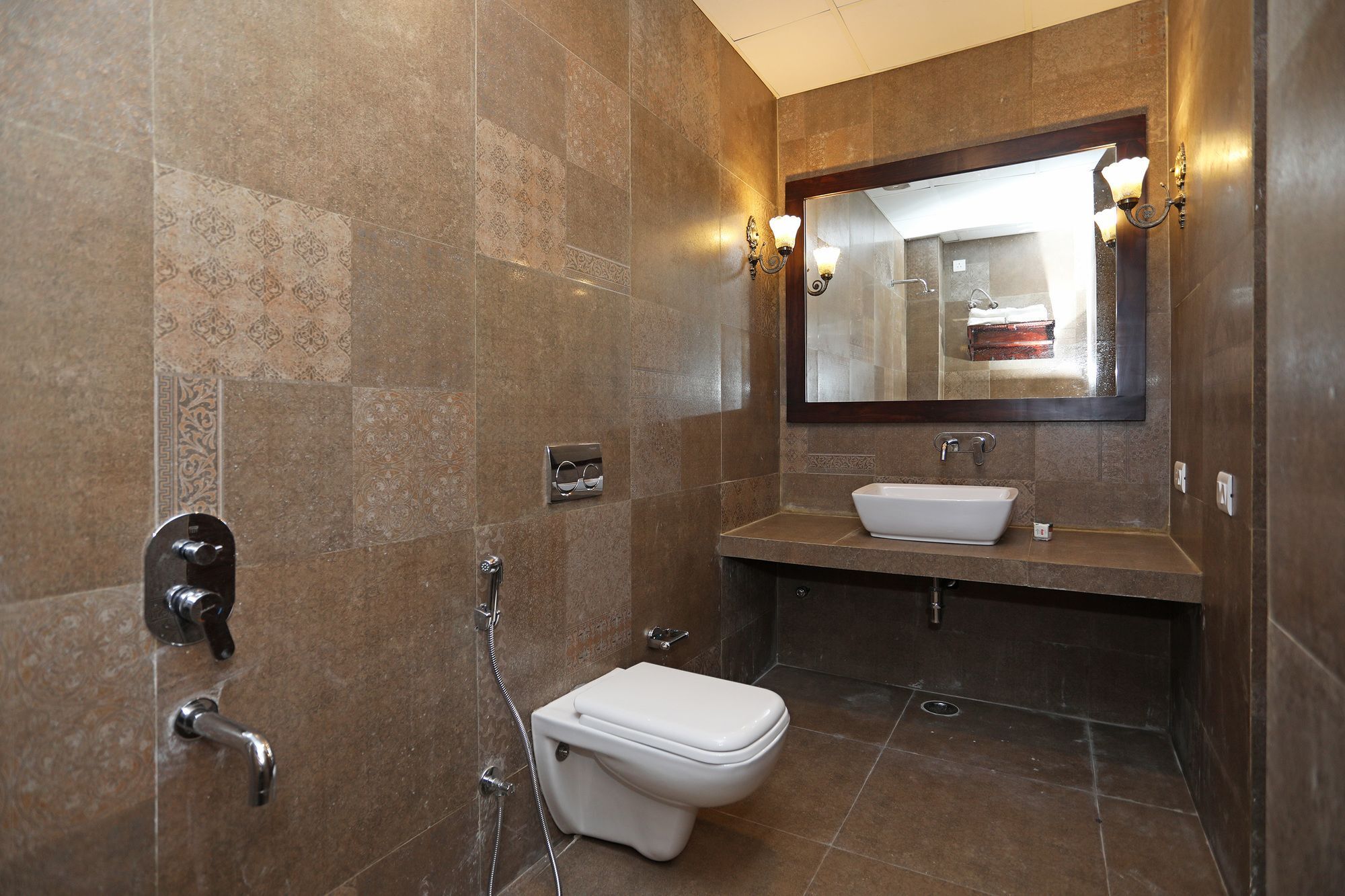 Oyo 9366 Shambhu Hotel 2*