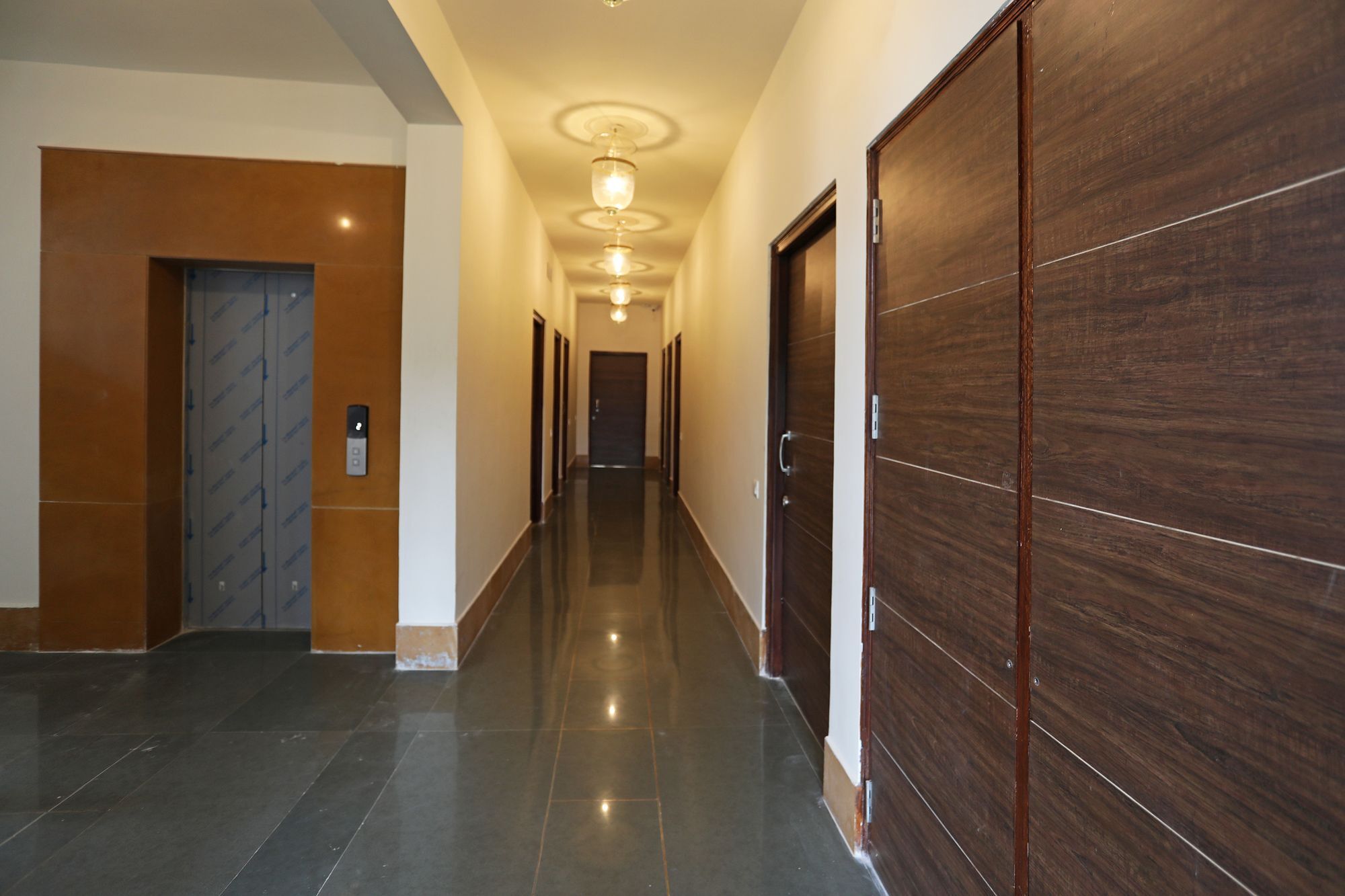 Hotel Oyo 9366 Shambhu