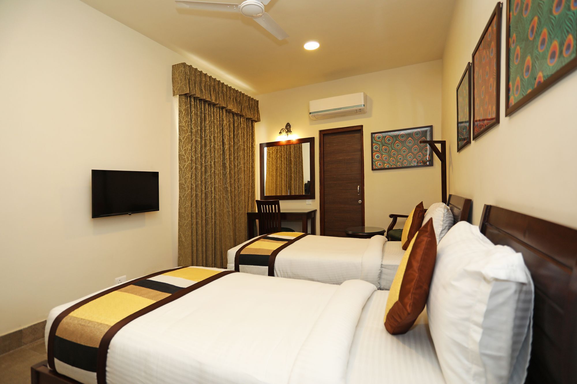 Oyo 9366 Shambhu Hotel Udaipur