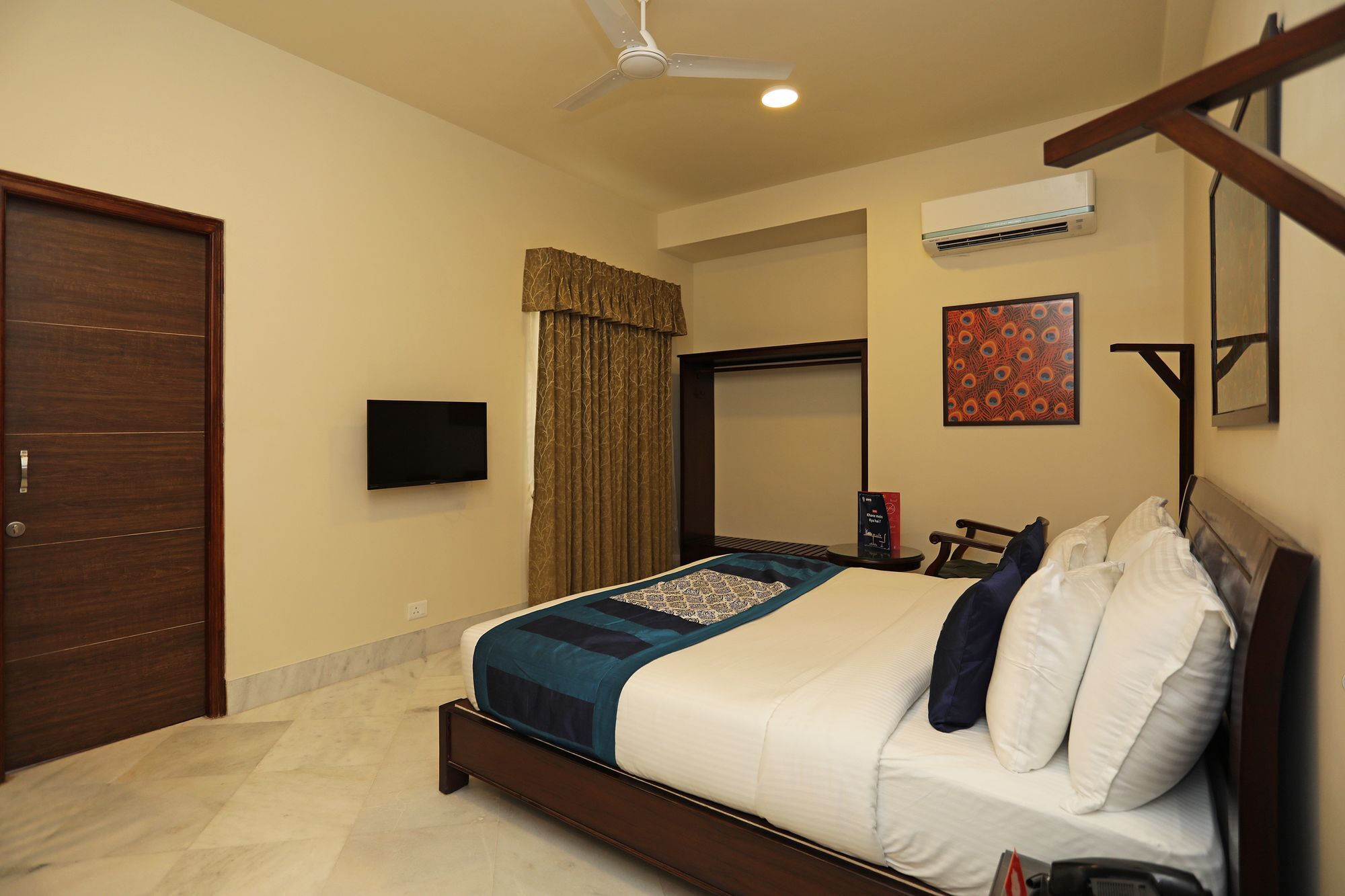 Hotel Oyo 9366 Shambhu