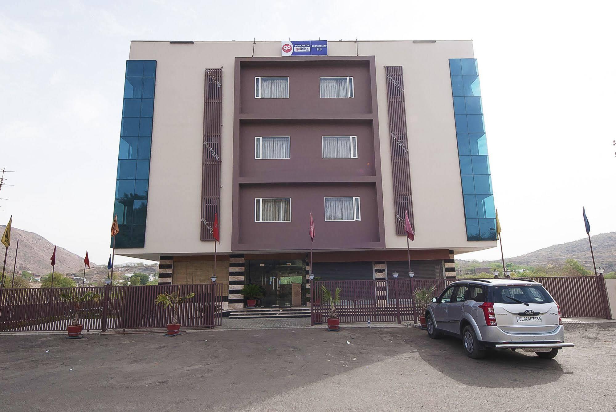 Hotel Oyo 3083 Le Grand