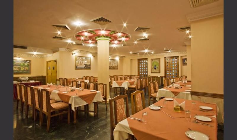 Vishnupriya Hotel 3*
