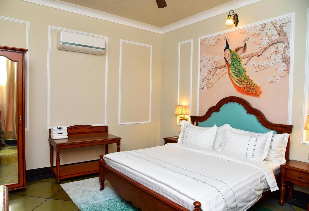 Hotel Jhadol Vijay Near Pichola 4*