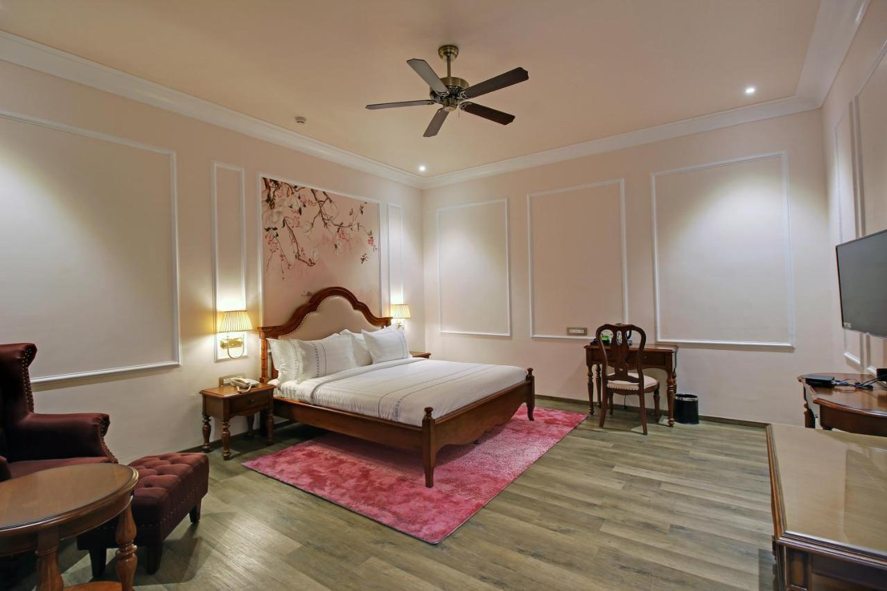 Jhadol Vijay Near Pichola Hotel