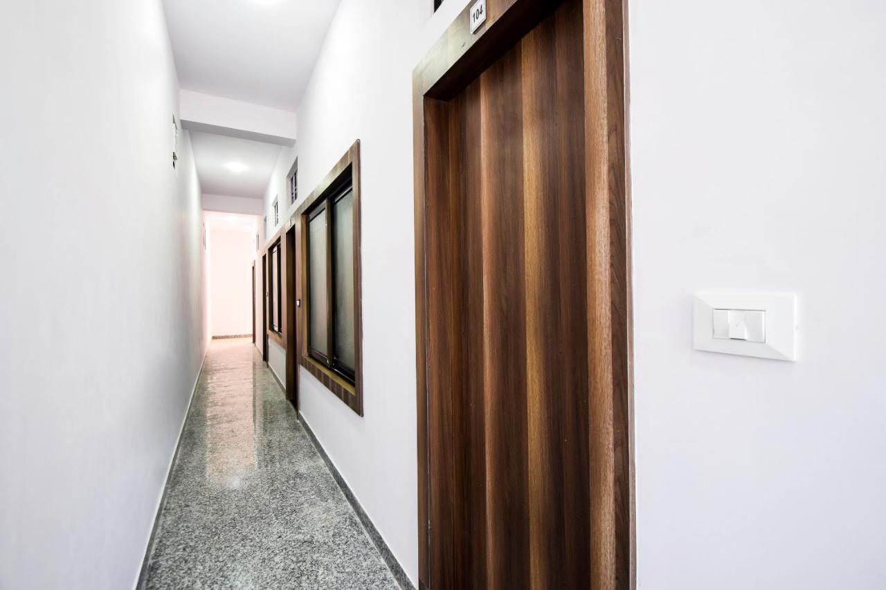 Hotel Oyo 26580 Hari Krishna Palace 3*
